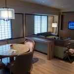 Hilton Osaka tower suite twin 201411 11