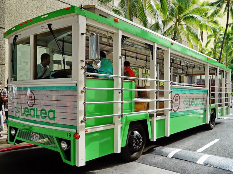 diners club honolulu rearea trolley 201608 1