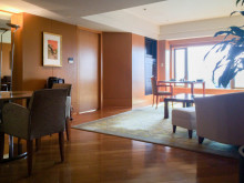 Grand Hyatt Fukuoka executive suite twin 20166 1