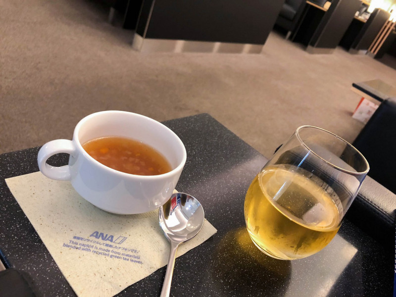 ana suite lounge naha 201805