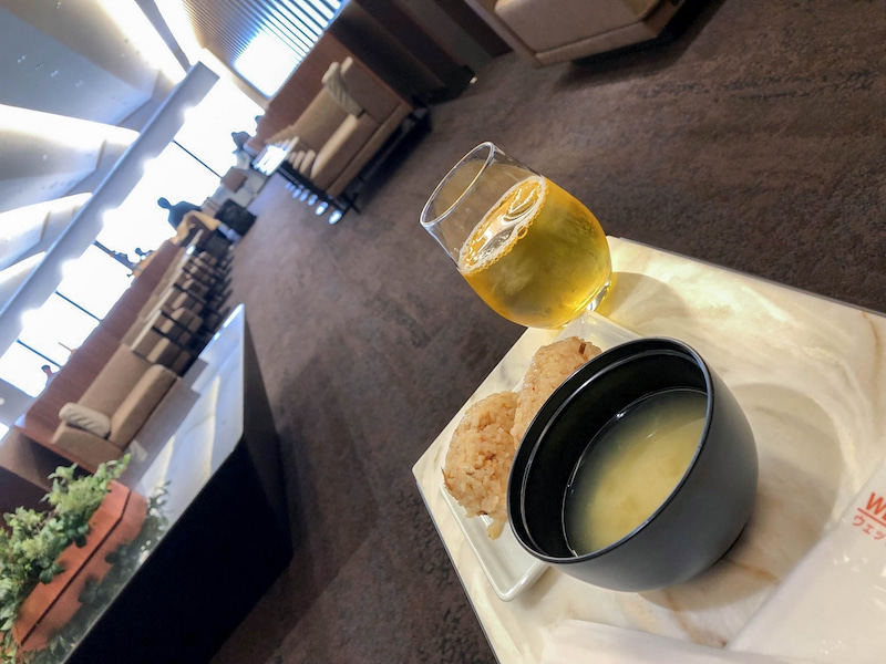 Fukuoka AP ana suite lounge