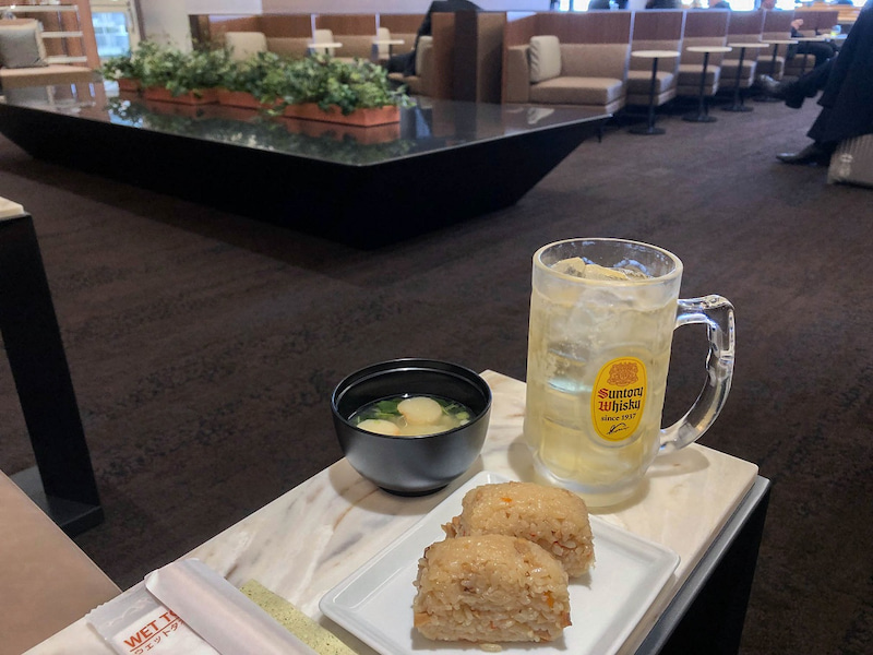 ana suite lounge fukuoka 201903 9